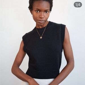 Wilfred Alps Cropped Black Sleeveless Knit Top Vest Large